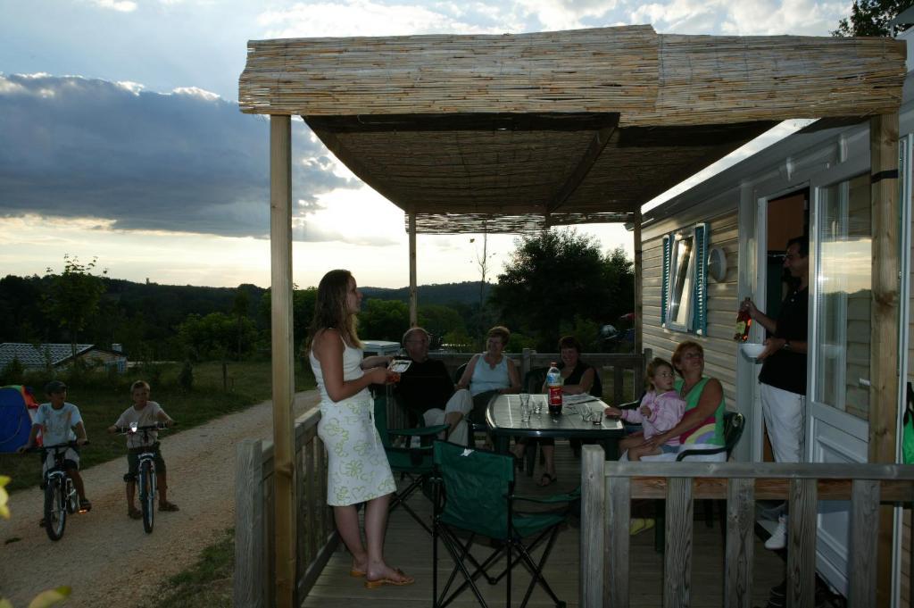 Logis Hotel Restaurant La Bastide Villefranche-du-Périgord Zewnętrze zdjęcie